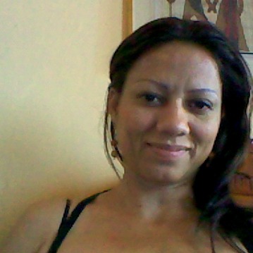 Date this voluptuous Colombia girl Maria from Tulua CO3880
