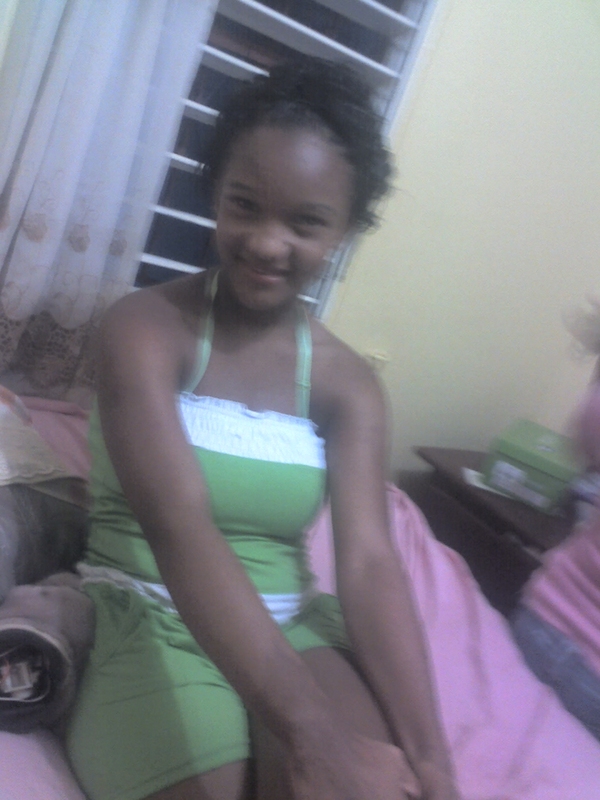 Date this cute Dominican Republic girl Yafreisi from Santo Domingo DO4045