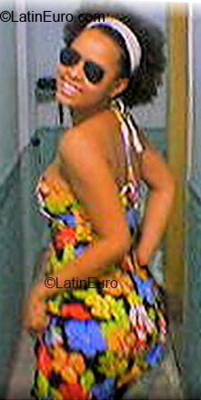 Date this stunning Brazil girl Feranda from Rio de Janeiro BR4880