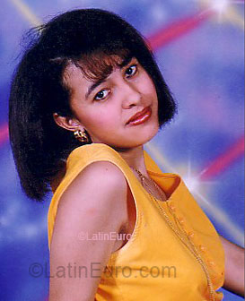 Date this happy Honduras girl Teresa from San Pedro Sula HN178