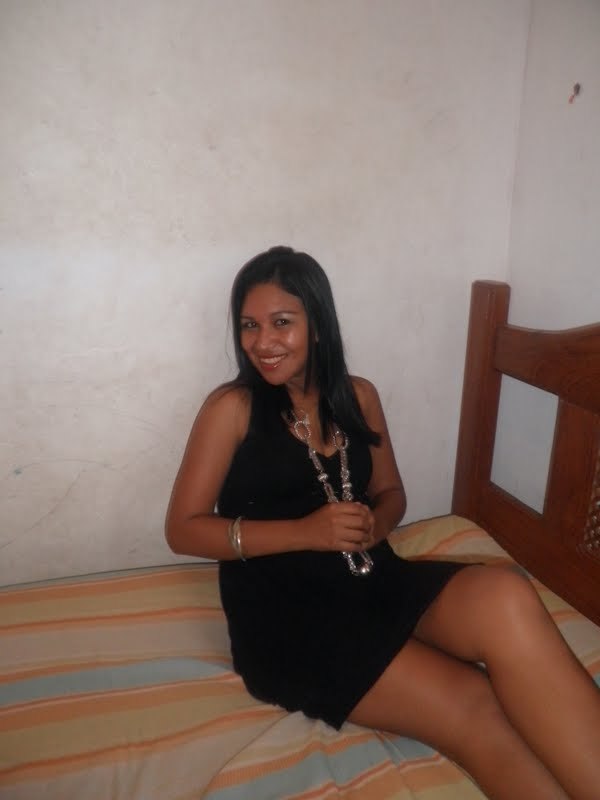 Date this nice looking Brazil girl Keilinha from Manaus BR2913