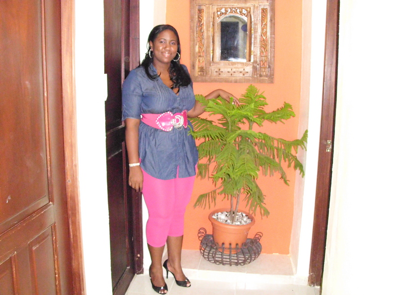 Date this lovely Dominican Republic girl WALKIRIA from Santiago DO4125