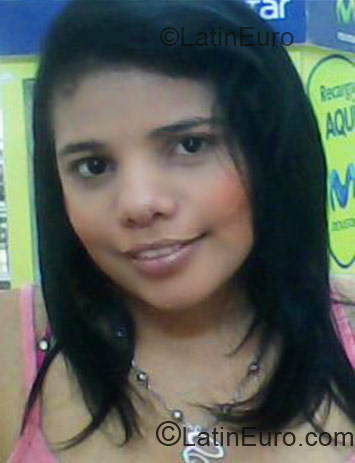 Date this voluptuous Colombia girl Mary bejarano from Barranquilla CO4054