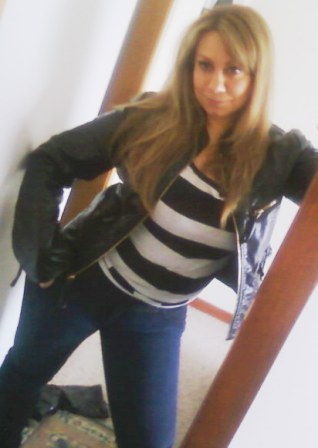 Date this young Colombia girl Carolina from Bogota CO4120