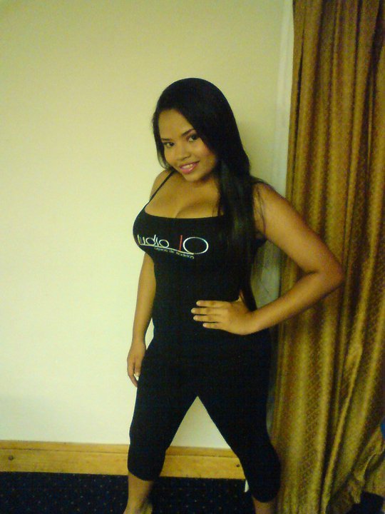 Date this funny Colombia girl Daniela sierra from bogota CO4154
