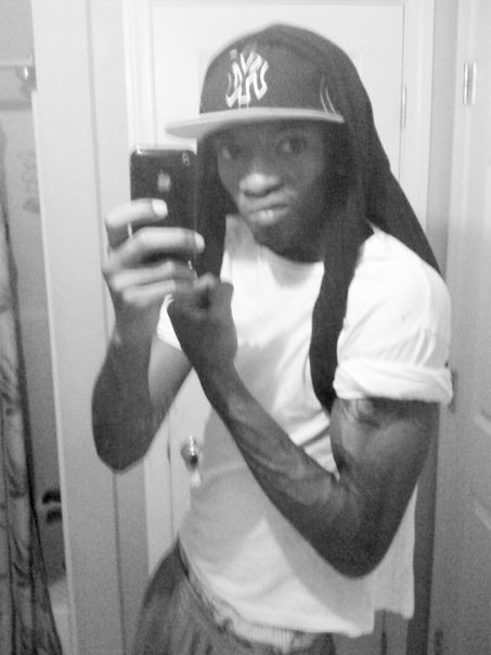 Date this gorgeous United States man Milton from Manchester US6001