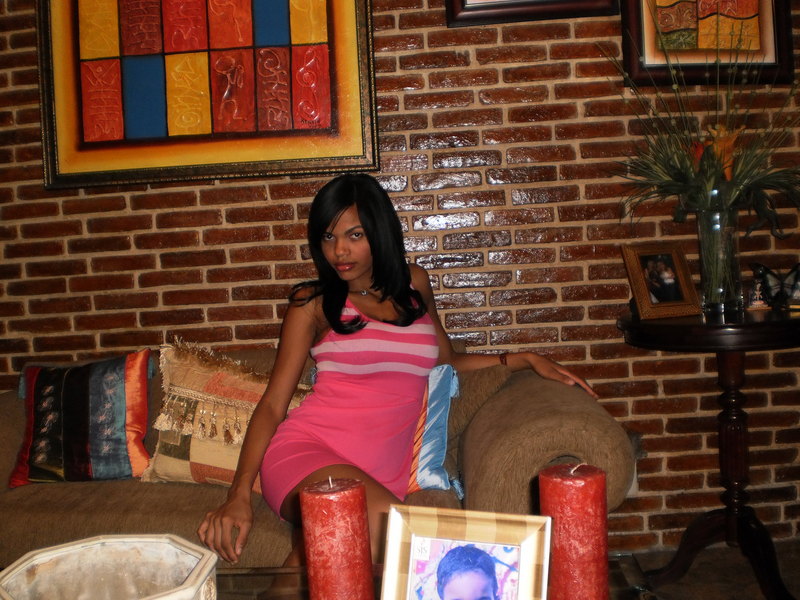 Date this athletic Dominican Republic girl RUTH ESTHER SAL from Santo Domingo DO4261