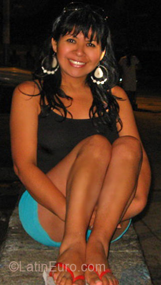 Date this pretty Peru girl Diana from Lima PE278