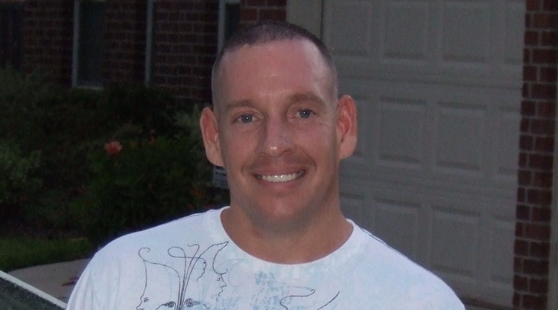 Date this athletic United States man Jason from katy US6095