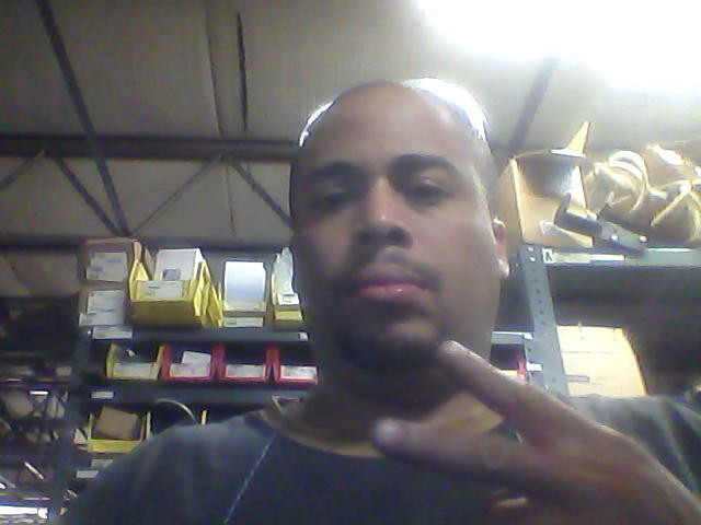 Date this athletic United States man RONDELL from  US6116