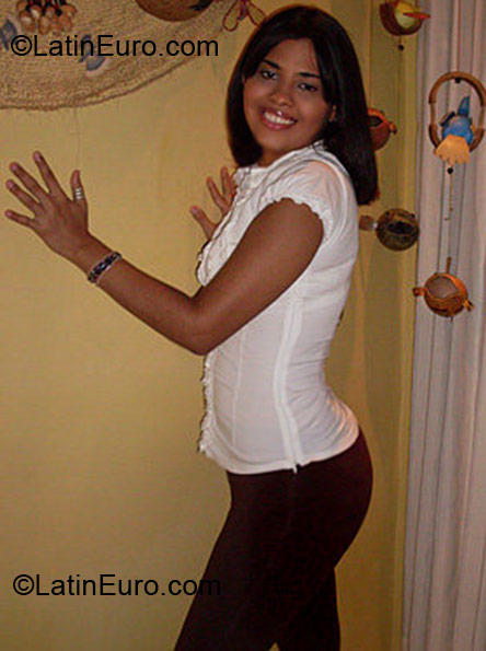 Date this young Colombia girl Taviani from Barranquilla CO4343