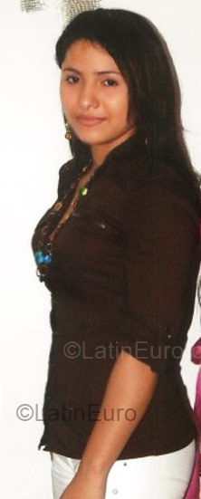 Date this stunning Colombia girl Kendis from Cali CO4345