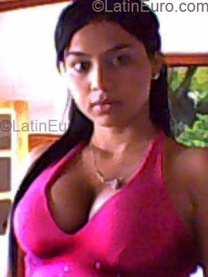 Date this delightful Colombia girl Maria Victoria from Medellin CO4363