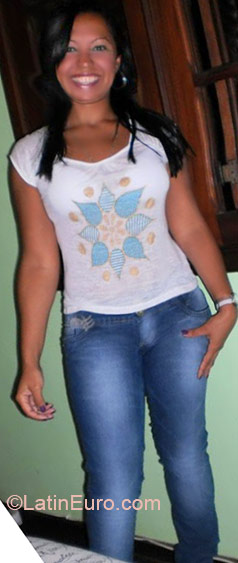 Date this happy Brazil girl Elisangela from Rio de Janeiro BR3161