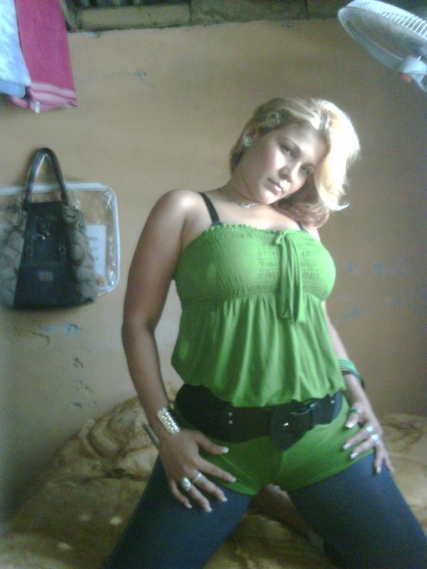 Date this sensual Dominican Republic girl Yessy from Santiago DO4454