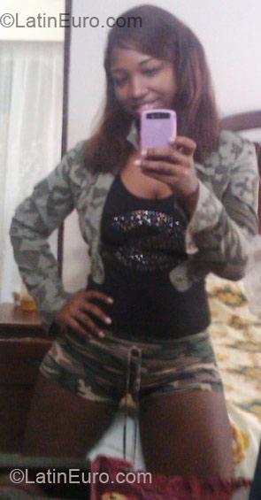 Date this beautiful Dominican Republic girl Marian from San Pedro De Macoris DO4470