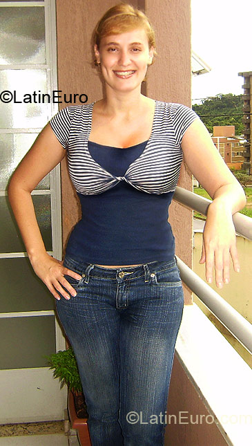 Date this foxy Brazil girl Elaine from Belo Horizonte BR4694