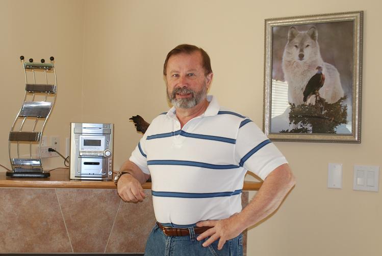 Date this nice looking United States man Dirk from Richland US6330