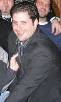 Date this stunning United States man TheProfessional from Chicago US6333
