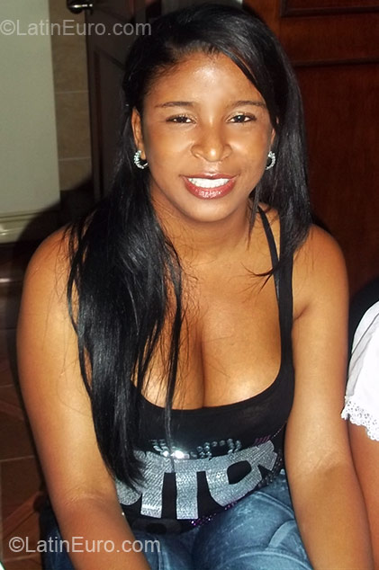 Date this funny Colombia girl Leidy from Medellin CO4867