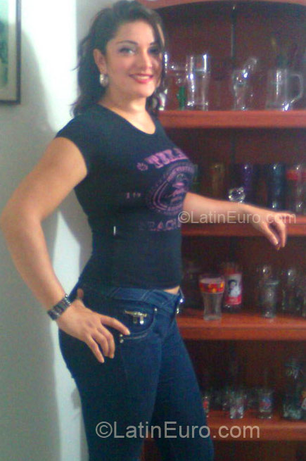 Date this georgeous Colombia girl Catalina from Cali CO4420