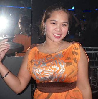 Date this athletic Philippines girl MARITESS from Manila City PH288