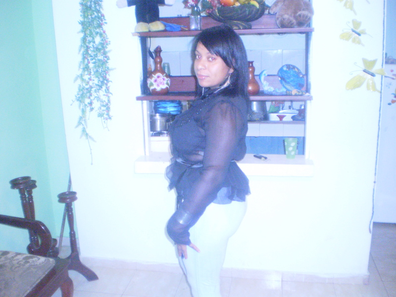 Date this fun Dominican Republic girl Lourdes lara from santo domingo DO4546
