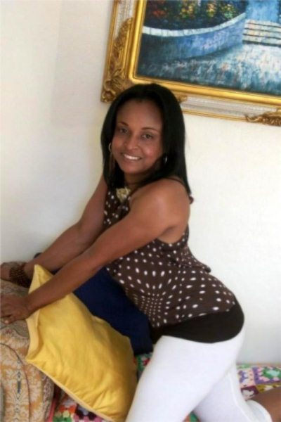 Date this tall Dominican Republic girl Rosa alba from Santiago DO4590