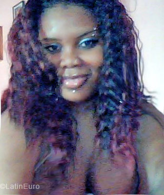 Date this hard body Jamaica girl SexySassy from St Mary JM95