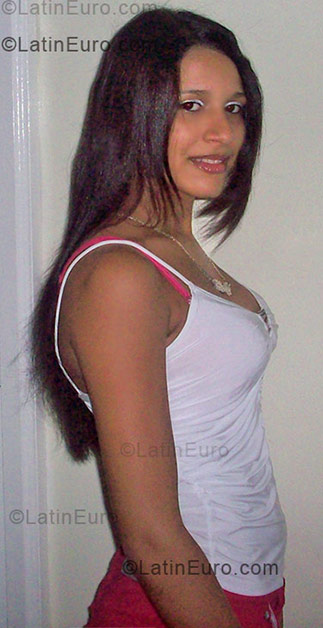 Date this delightful Dominican Republic girl Lency Maria from Santo Domingo DO4604