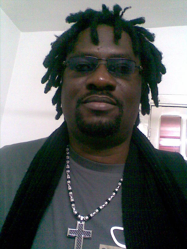 Date this funny Egypt man Lawrence from Cairo EG21