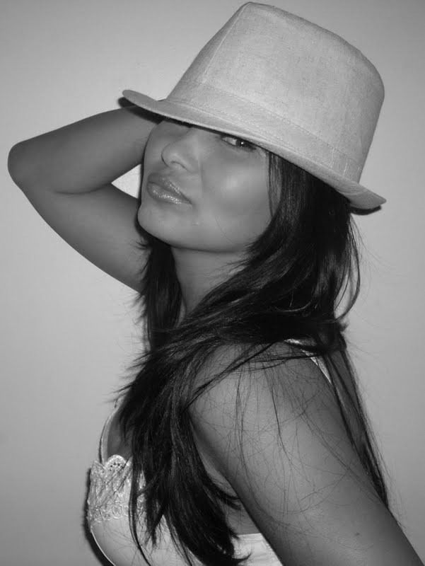 Date this attractive Brazil girl Morena2 from Brasilia BR3266