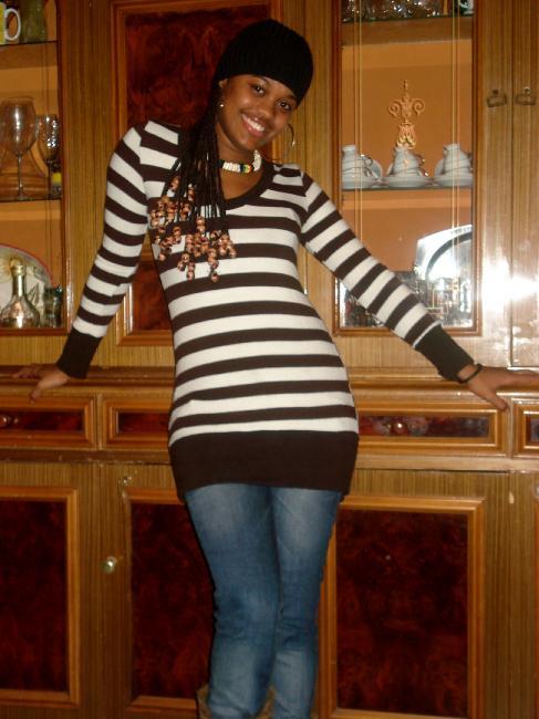 Date this pretty United Kingdom girl Ladygirl123 from London GB369