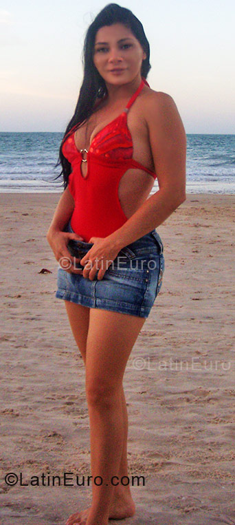 Date this tall Brazil girl Joana Paula from Fortaleza BR3277