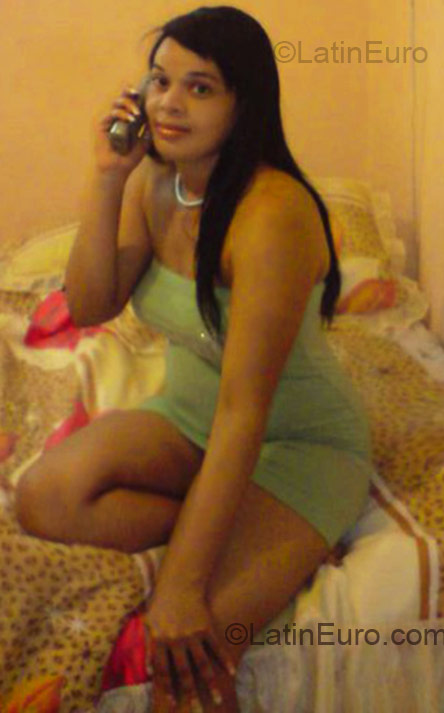 Date this gorgeous Dominican Republic girl Luz Del Alba from San Fransisco De Macoris DO4660