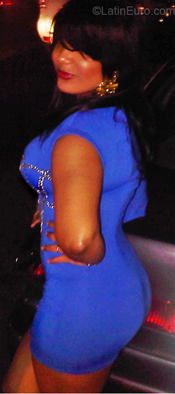 Date this sensual Dominican Republic girl Prissilla from Santo Domingo DO4661