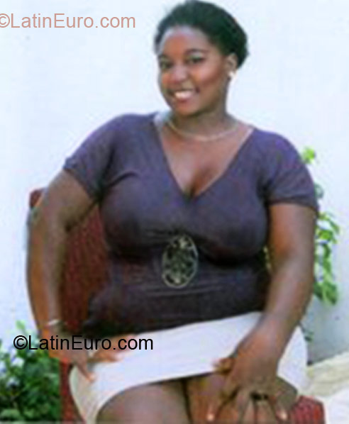 Date this funny Dominican Republic girl Martha from Santo Domingo DO4687