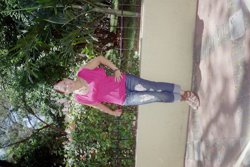 Date this delightful Dominican Republic girl Jackeline from Santo Domingo DO4698