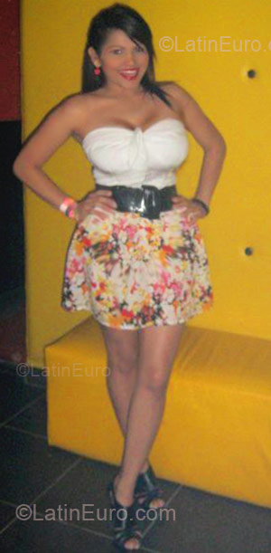 Date this sultry Colombia girl Alys from Sabanalarga CO4565