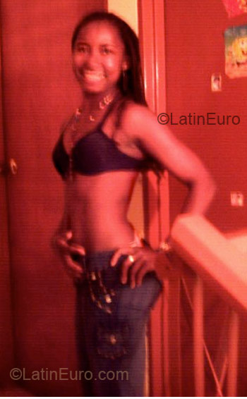 Date this lovely Colombia girl Deisy from Cali CO6372