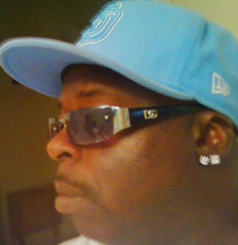 Date this hot United States man Bally from Sandiego US6617