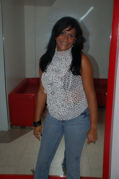 Date this stunning Dominican Republic girl Aida from San Cristobal DO4755