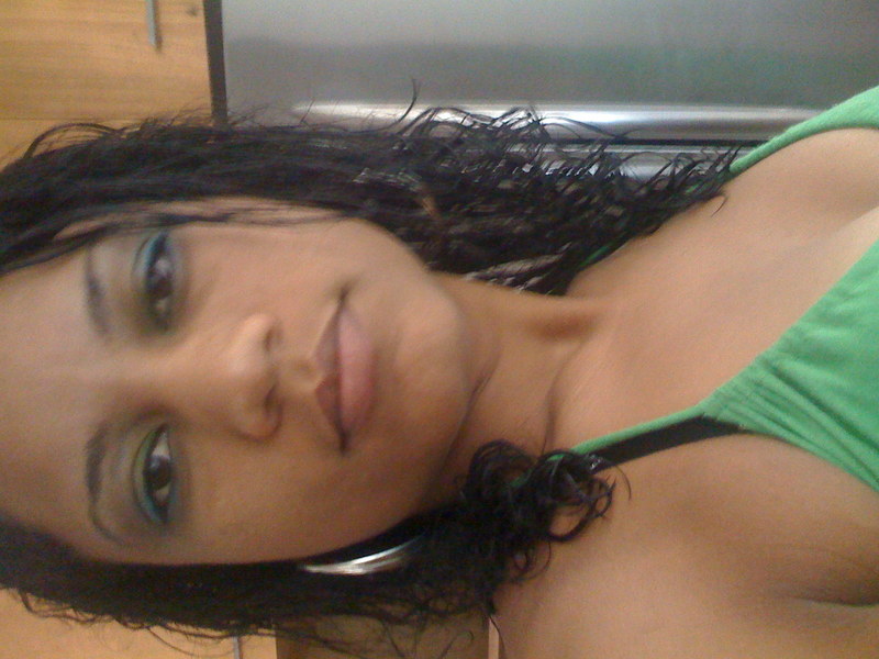 Date this voluptuous Dominican Republic girl Claudia from Santiago DO4761