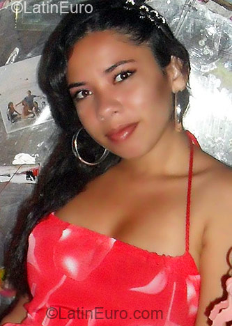 Date this sensual Colombia girl Adriana Patricia from Barranquilla CO7521