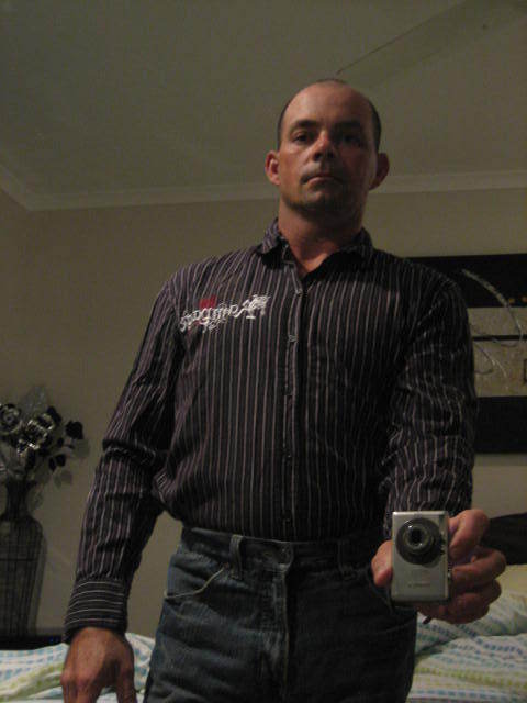 Date this hard body Australia man Dan from Mackay AU135