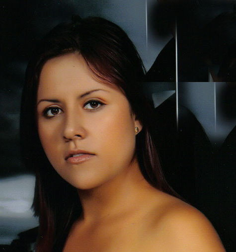 Date this happy Colombia girl Blanca from Manizales CO4717