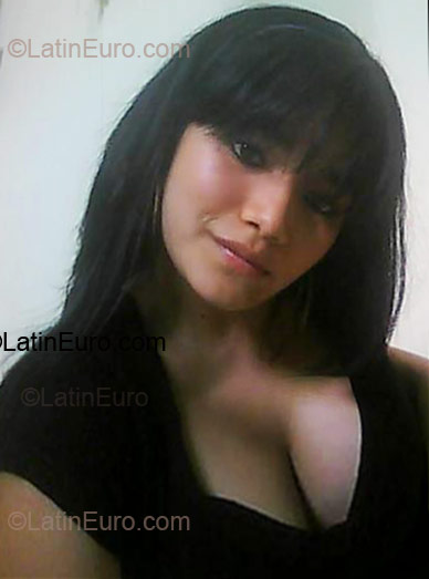 Date this funny Ecuador girl Karol Denisse from Guayaquil EC19