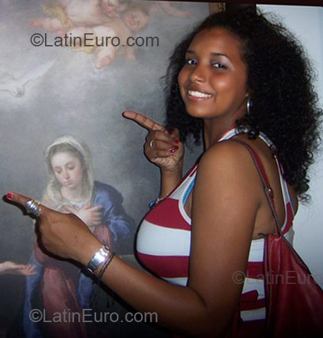Date this delightful Dominican Republic girl Carmen from Santo Domingo DO4878
