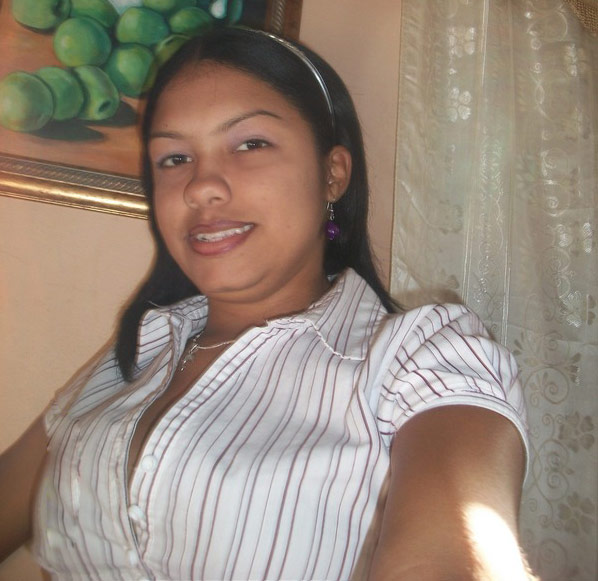 Date this sensual Dominican Republic girl Jenny from Dominican Republic DO4900