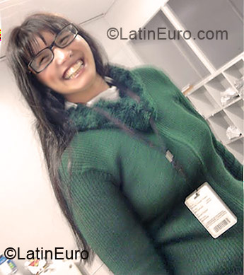 Date this georgeous Brazil girl Daiane from Canoas BR3424